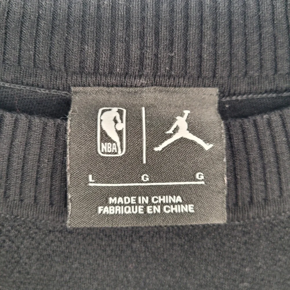 Rare Jordan NBA Charlotte Hornets Mens Large Black Knit Crewneck Sweater